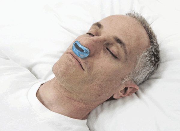 إنقطاع التنفس أثناء النوم و جهاز micro CPAP بدون خراطيم و أسلاك لعلاج المشكلة 8